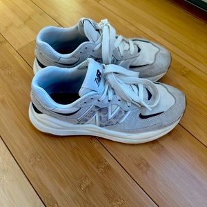 New balance sneaker size 7.5